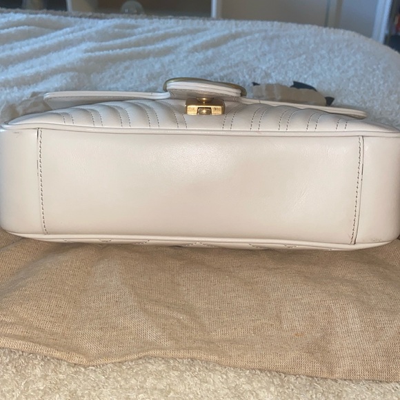 GG MARMONT SMALL SHOULDER BAG - Picture 5 of 11